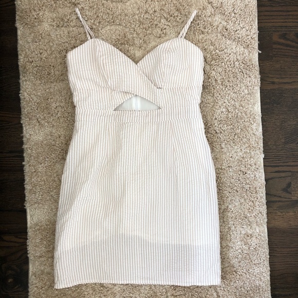 Forever 21 Dress - Picture 2 of 3